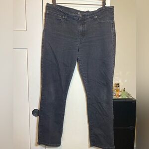 Levi’s Black 414 Relaxed Straight Leg Jeans Size 33 / 16